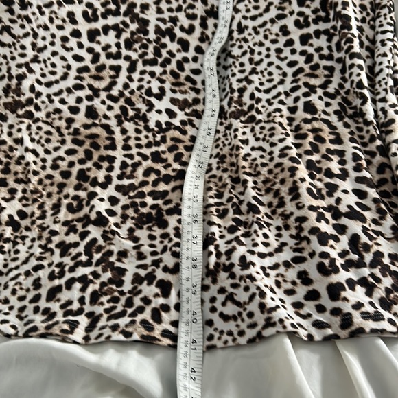 Night Shirt, Brown animal print. Size 1X. - Picture 5 of 5